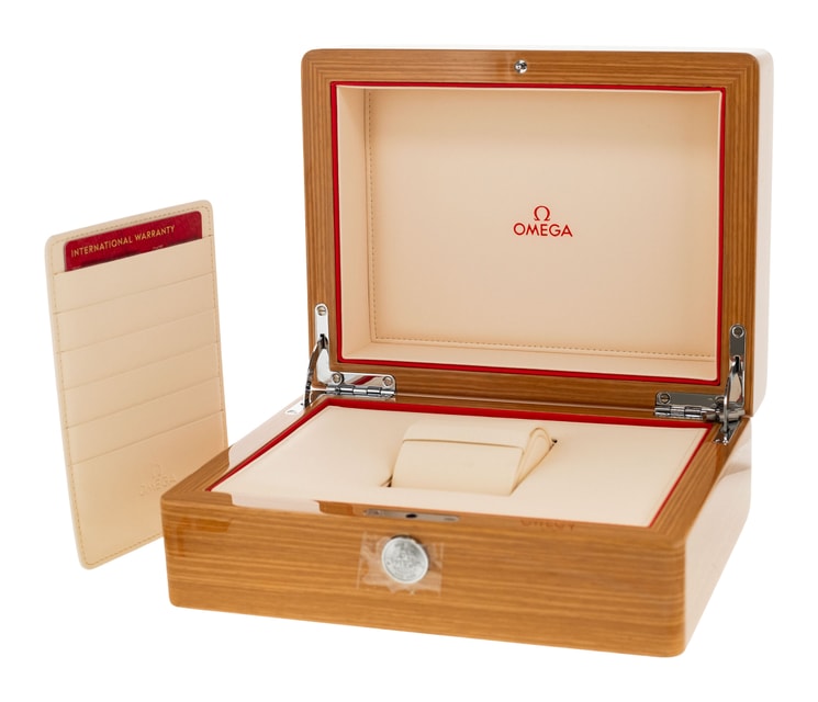 Omega Planet Ocean 232.90.46.21.03.001 Image 5